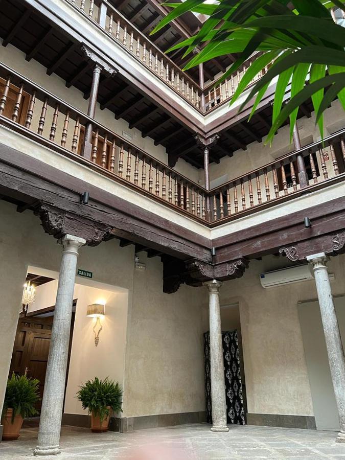 Hotel Mercader De Sedas Гранада Экстерьер фото