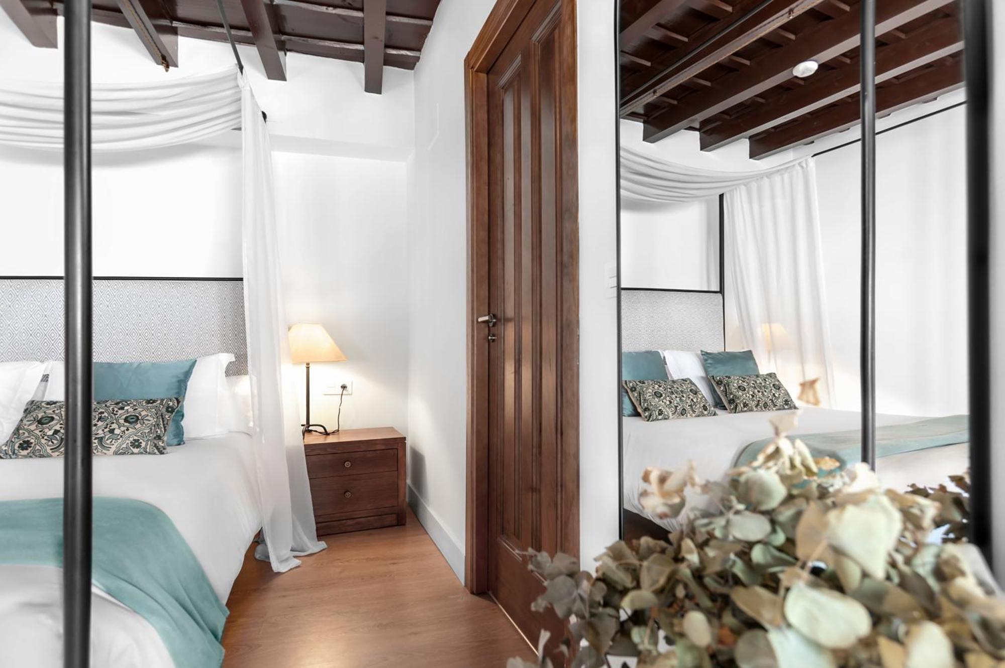 Hotel Mercader De Sedas Гранада Экстерьер фото