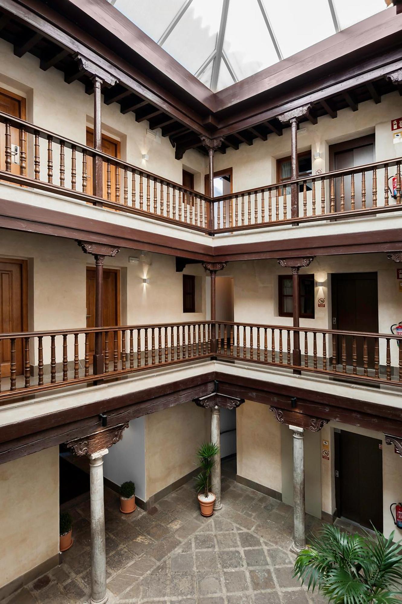 Hotel Mercader De Sedas Гранада Экстерьер фото