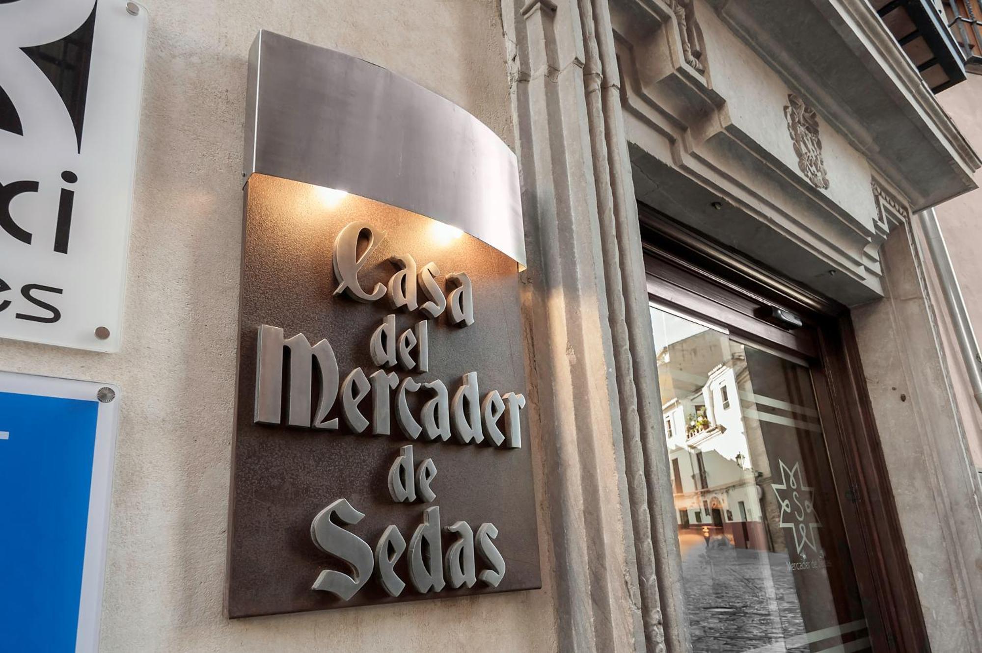 Hotel Mercader De Sedas Гранада Экстерьер фото