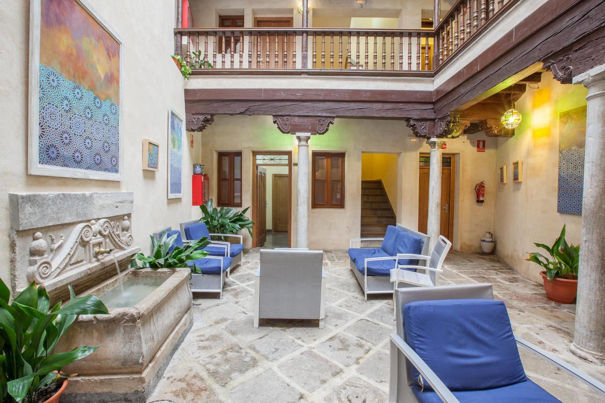 Hotel Mercader De Sedas Гранада Экстерьер фото