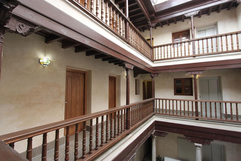 Hotel Mercader De Sedas Гранада Экстерьер фото